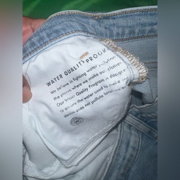 NWT Banana Republic Distressed Light Blue Jeans size 35 - Picture 9 of 9